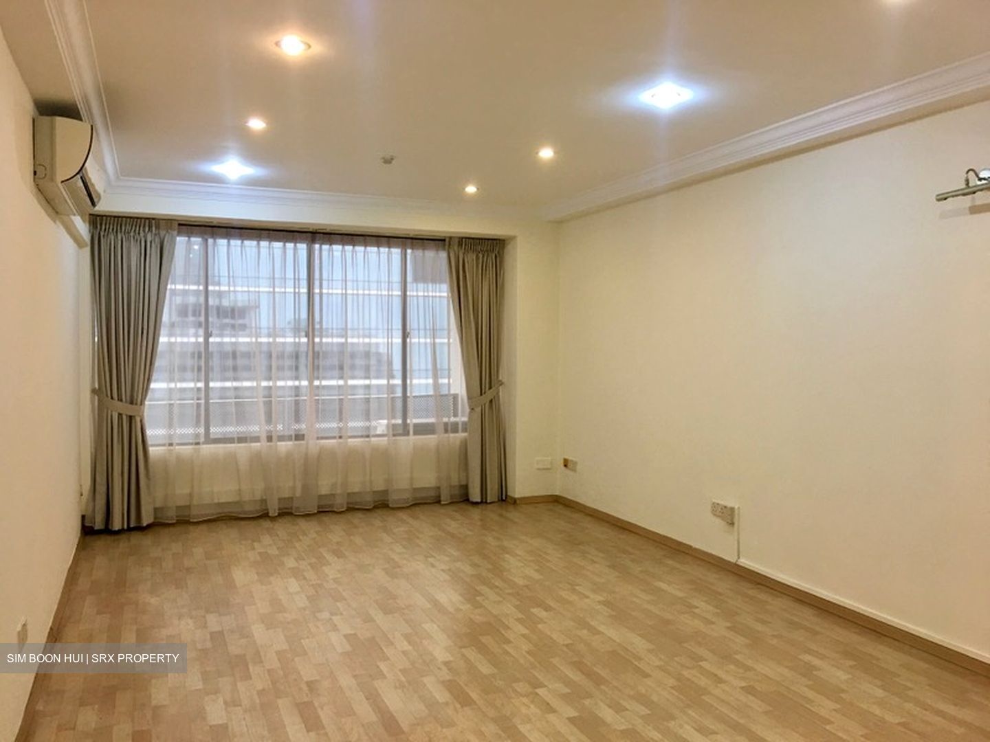 International Plaza (D2), Apartment #620035791